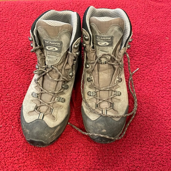 Scarpa Other - Men’s 10 1/2 Scarpa boots